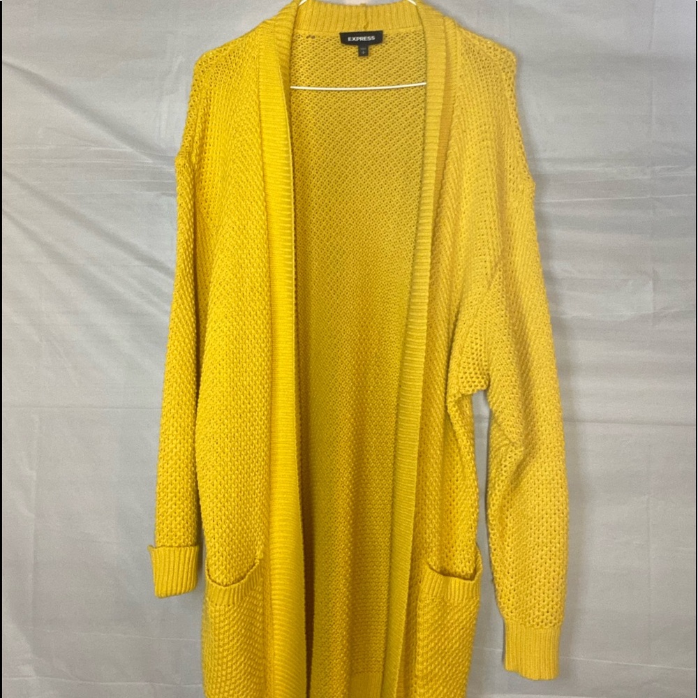 YELLOW CARDIGAN!💛🫠